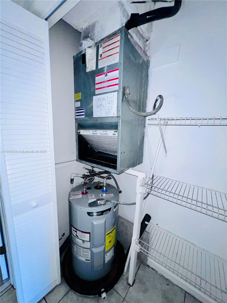 GOLD COAST CONDO - Residential