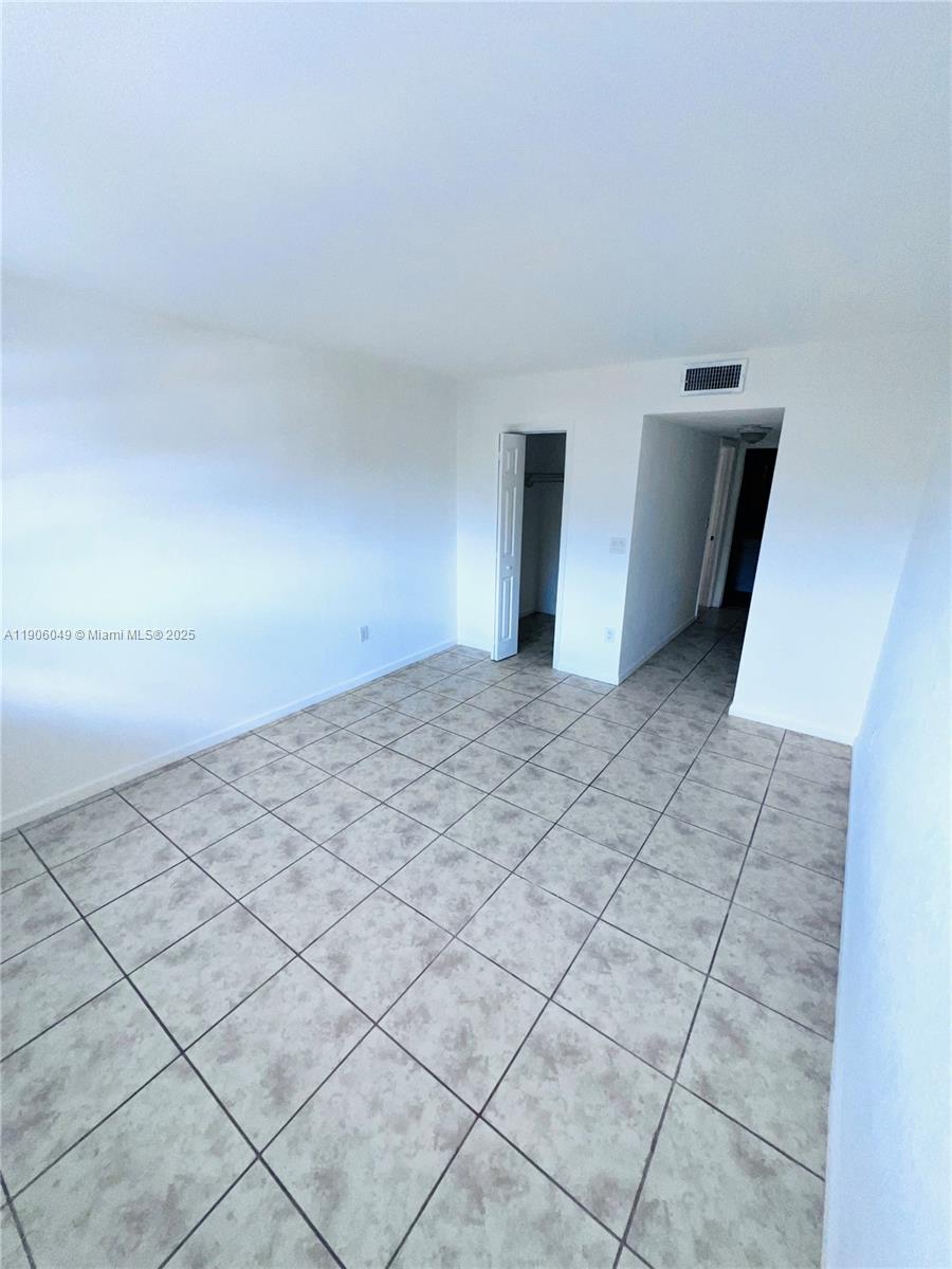 GOLD COAST CONDO - Residential