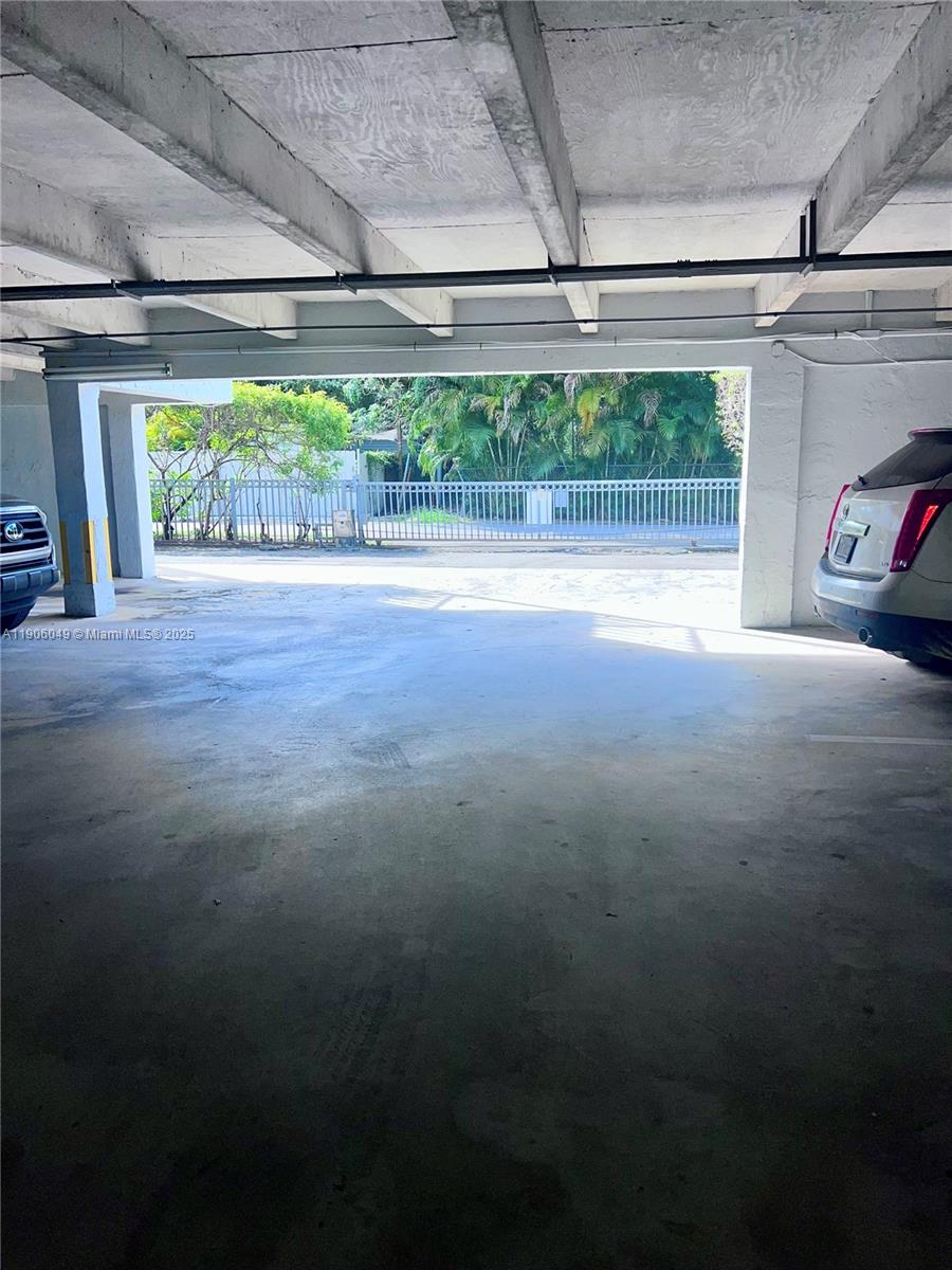 GOLD COAST CONDO - Residential