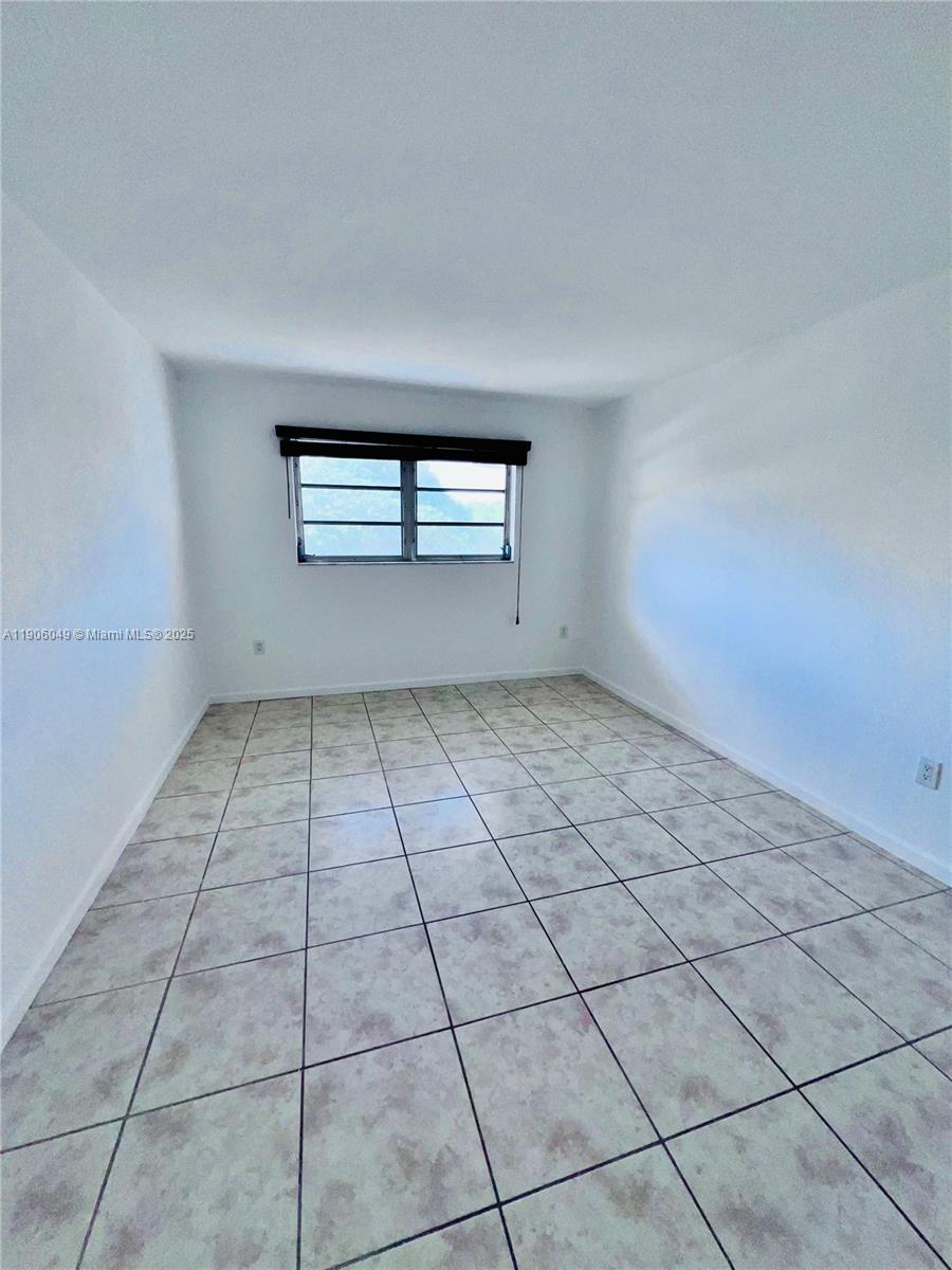 GOLD COAST CONDO - Residential