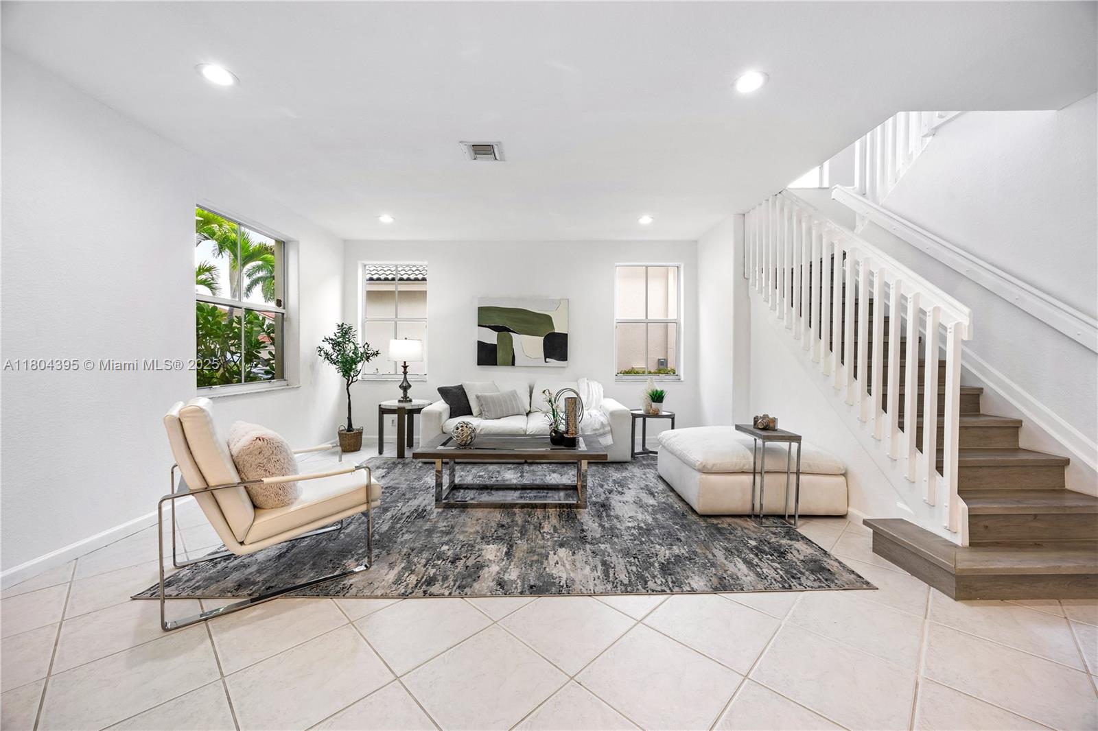 1906 Timberline Rd