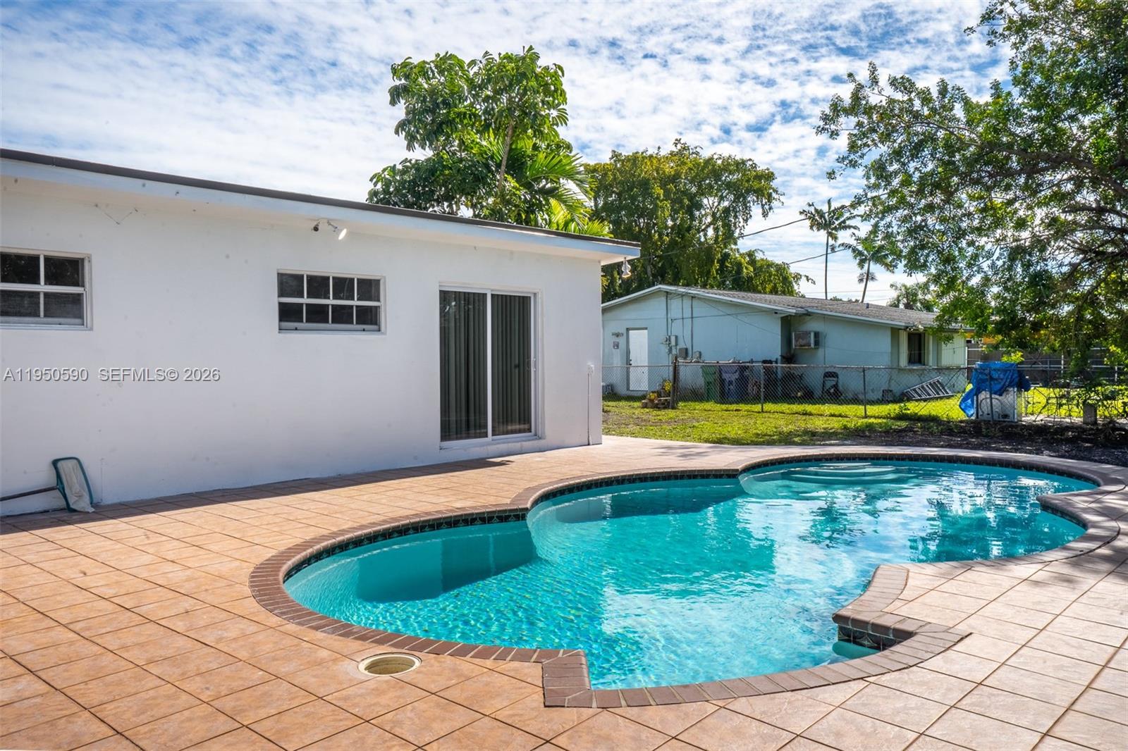 BERKELEY MANOR SEC 2 - Residential