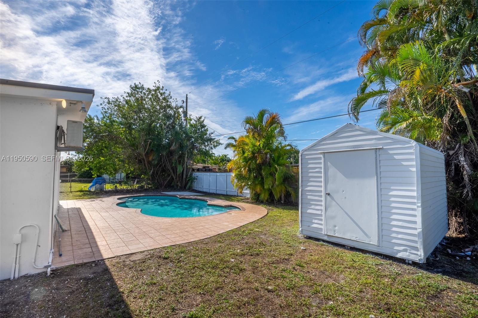 BERKELEY MANOR SEC 2 - Residential