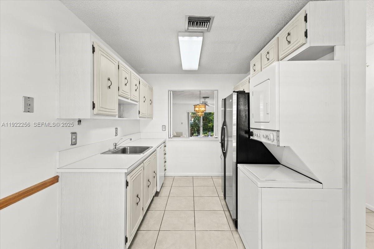 PALM GREENS AT VILLA DEL - Residential