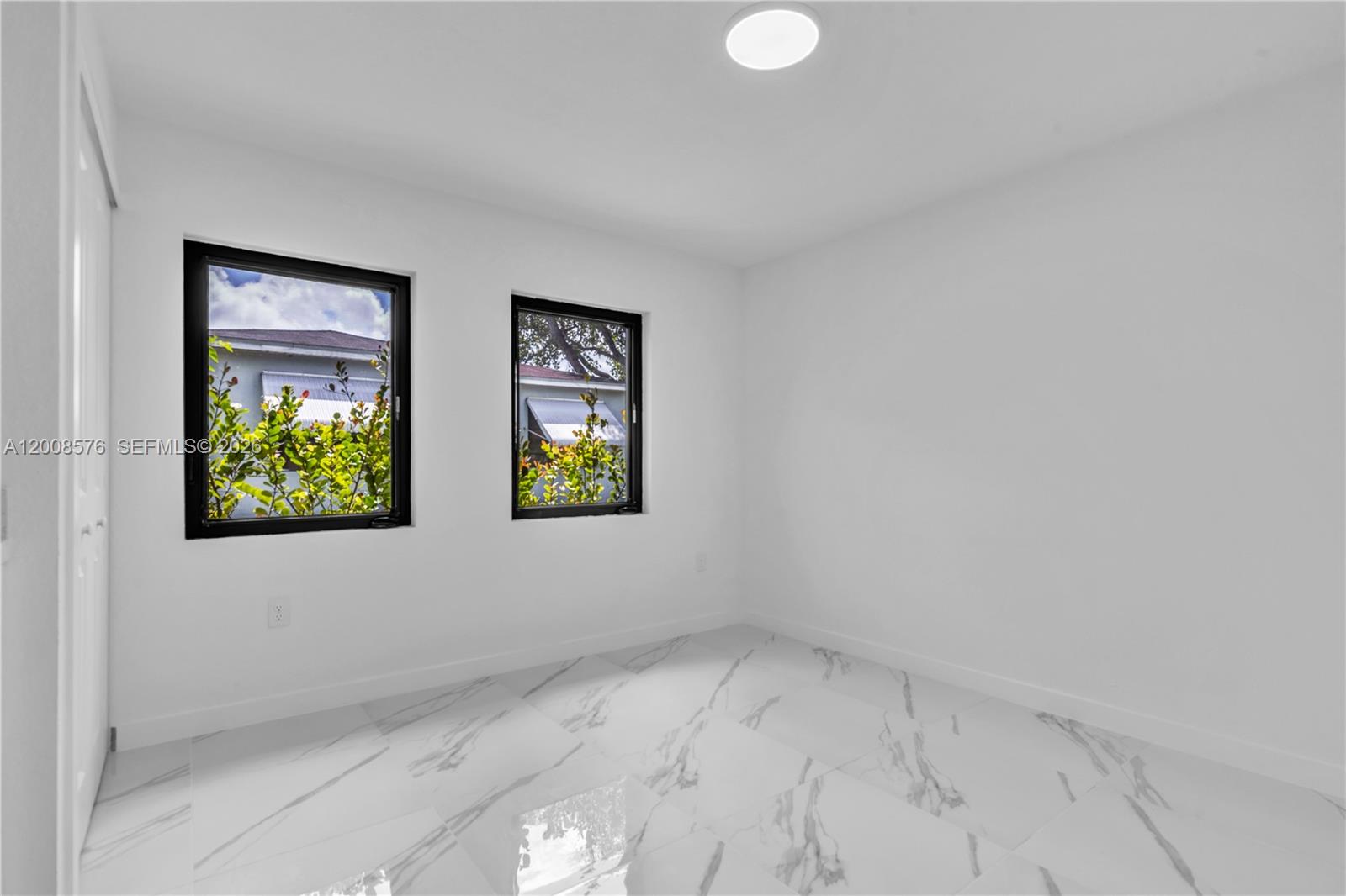 DOWNER PALMS DIV 2 - Residential