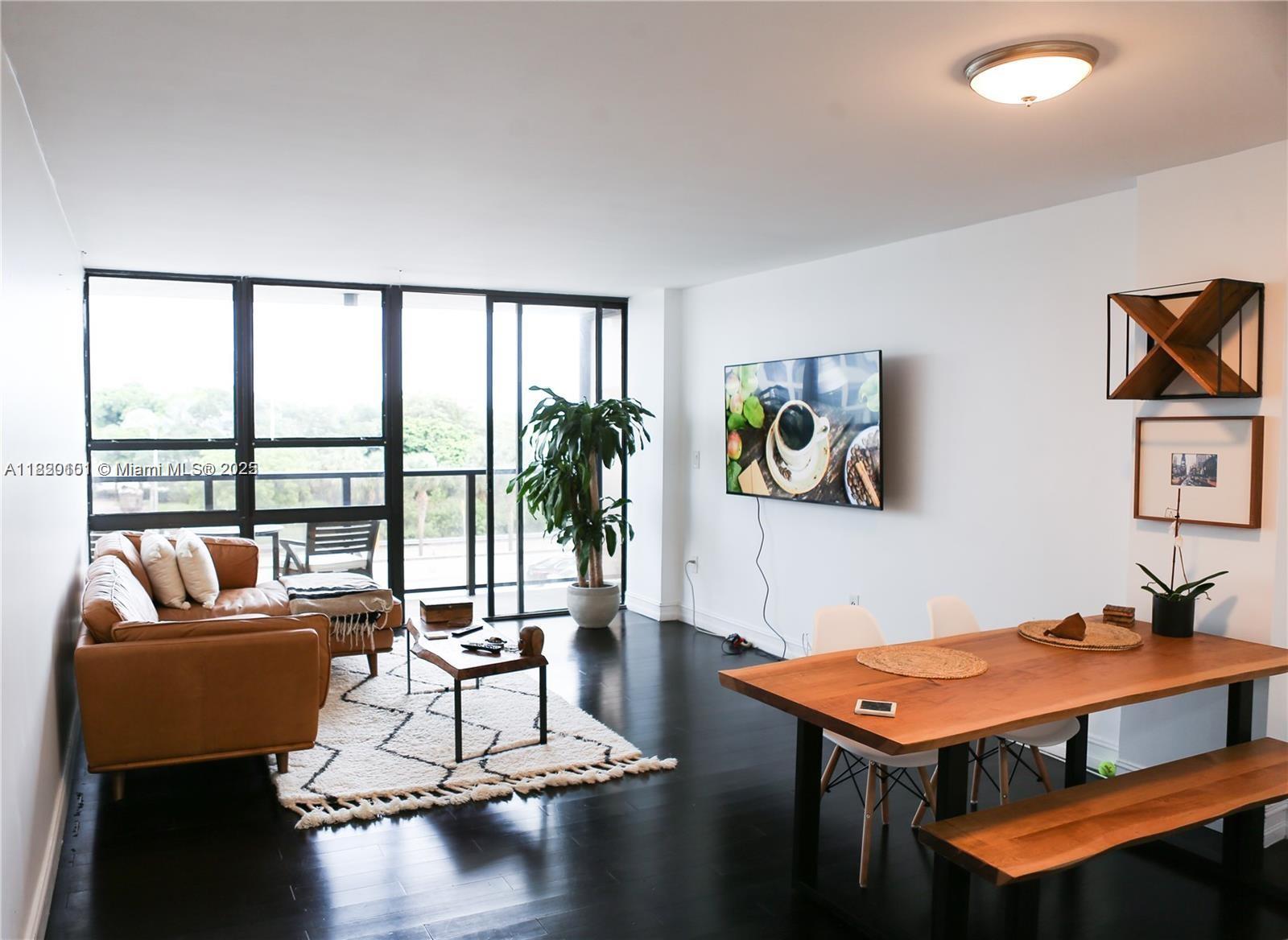 CHARTER CLUB CONDO - Residential Lease