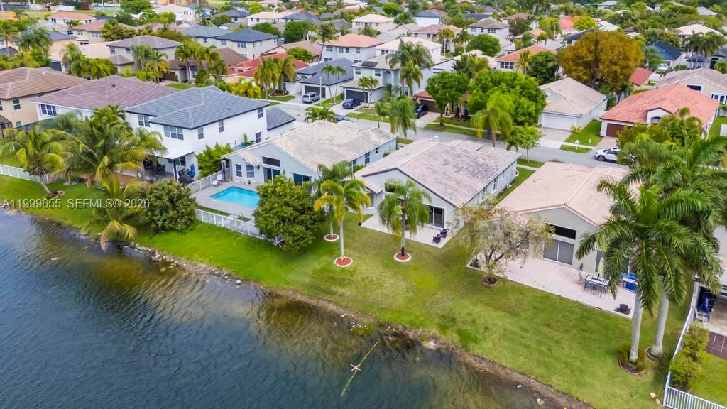 SILVER LAKES PHASE III RE - Residential