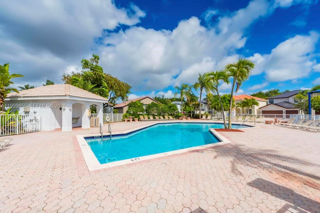 SILVER LAKES PHASE III RE - Residential