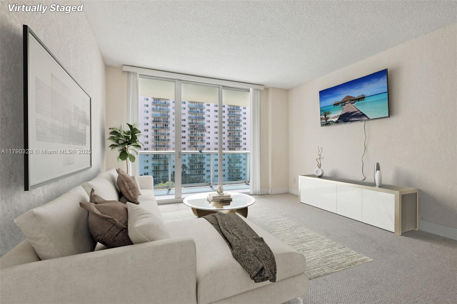 19390 Collins Ave 712, Sunny Isles Beach, Miami-Dade County, Florida - 1 Bedrooms  
1 Bathrooms - 