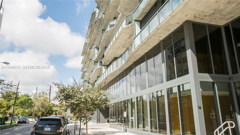 CASSA BRICKELL CONDO - Residential