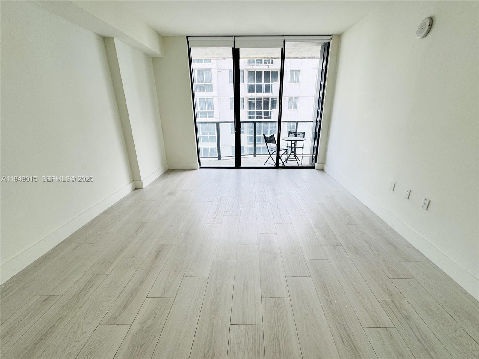 CASSA BRICKELL CONDO - Residential