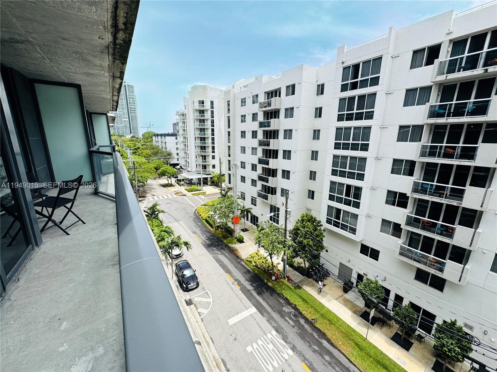 CASSA BRICKELL CONDO - Residential