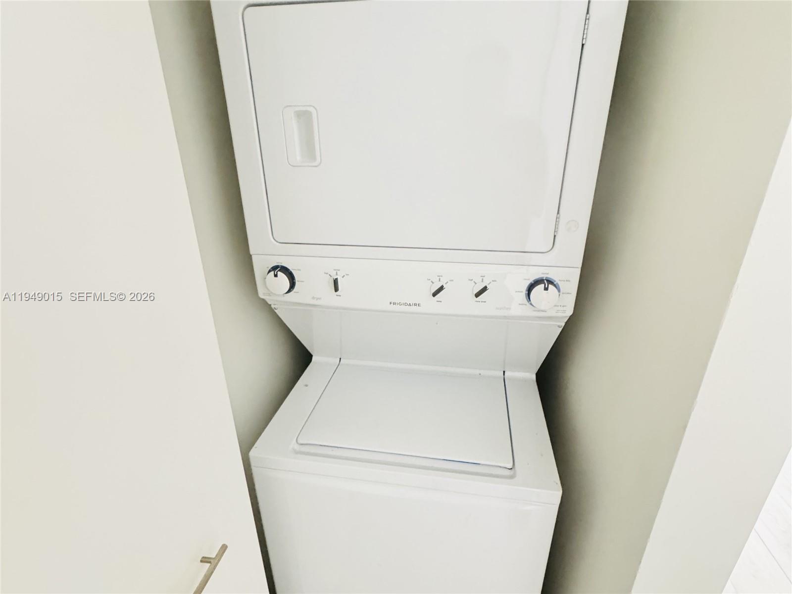 CASSA BRICKELL CONDO - Residential