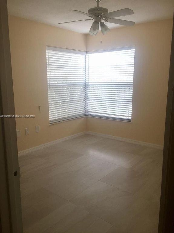 LAS PALMAS CONDO - Residential Lease