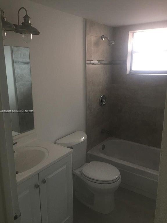 LAS PALMAS CONDO - Residential Lease