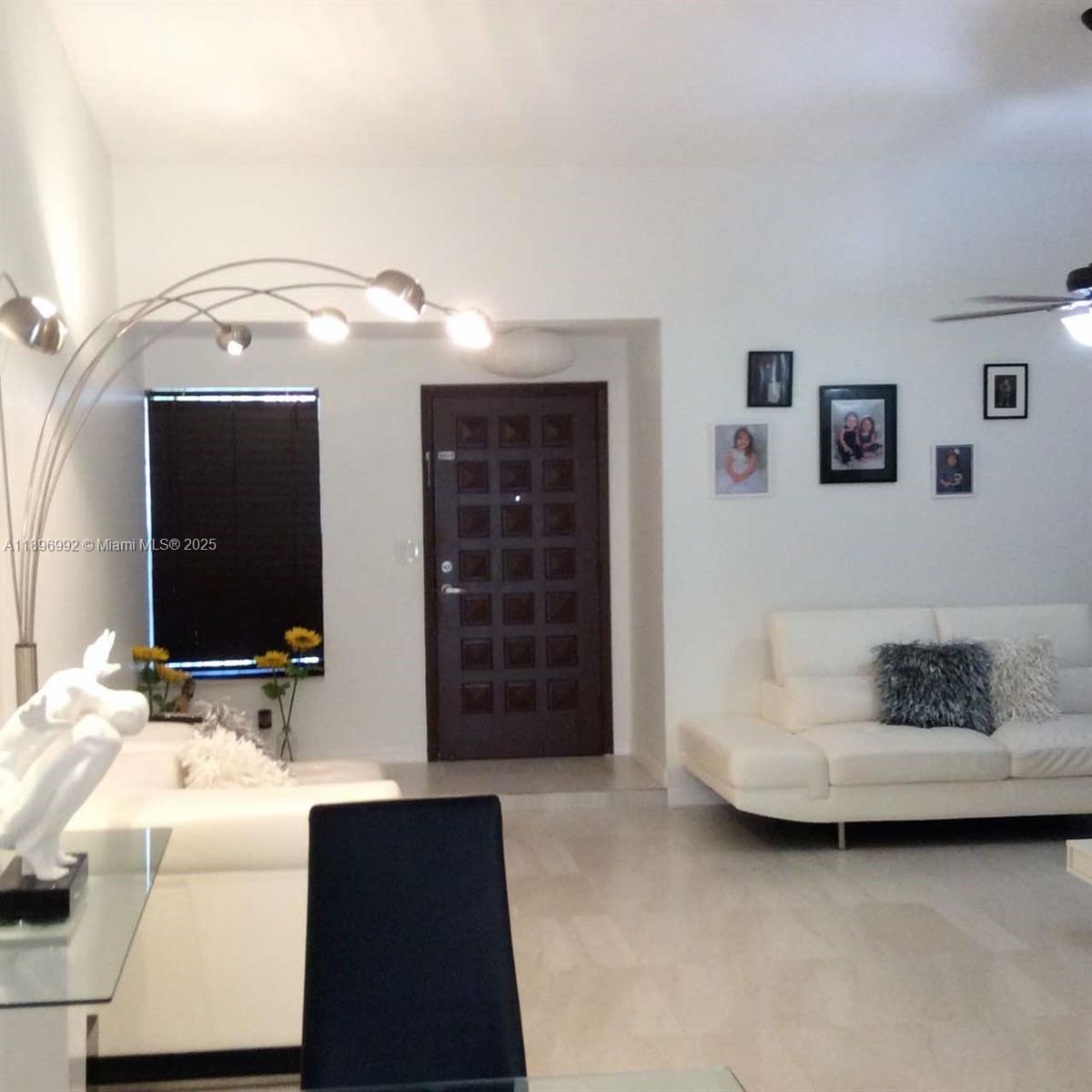 LAS PALMAS CONDO - Residential Lease