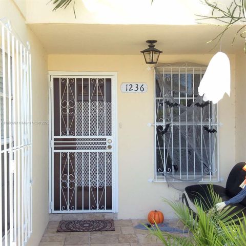 1236 SW 104th Ct Miami FL 33174