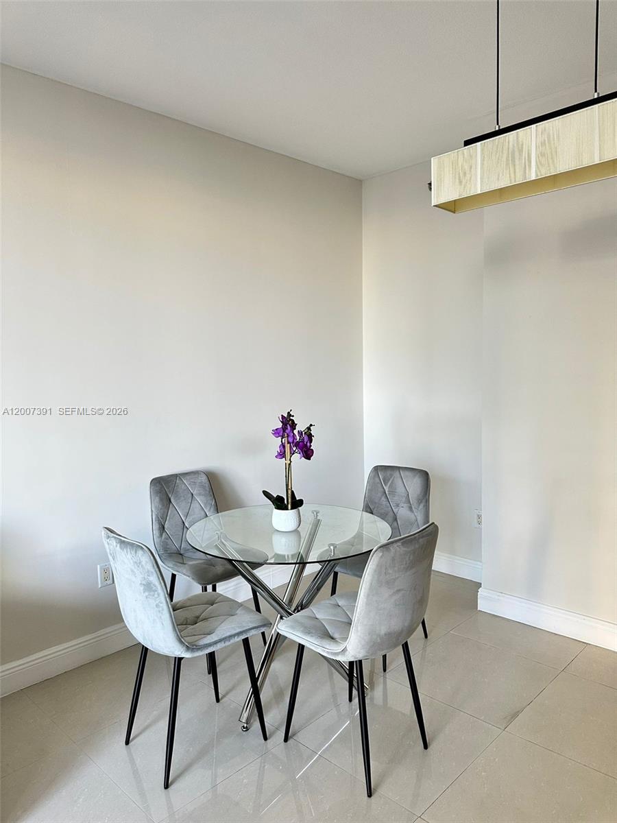 1050 Brickell Ave 1504