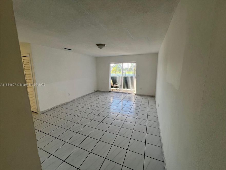 Freshly painted ready to move in 2 bedrooms 1 bath recent remodeled balcony view.