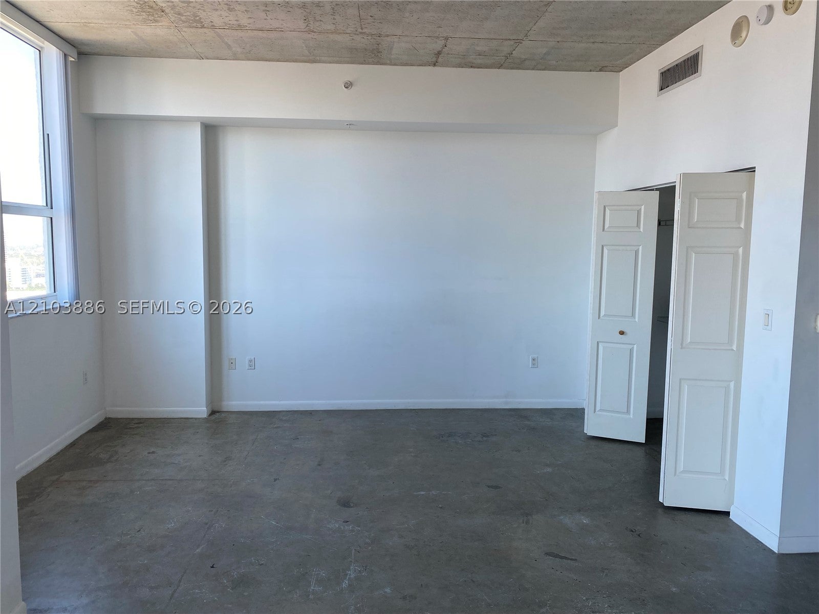133 NE 2nd Ave 2517