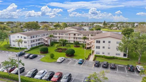 Photo of 319 Preston H #319, Boca Raton, FL 33434 (MLS # A11998037)