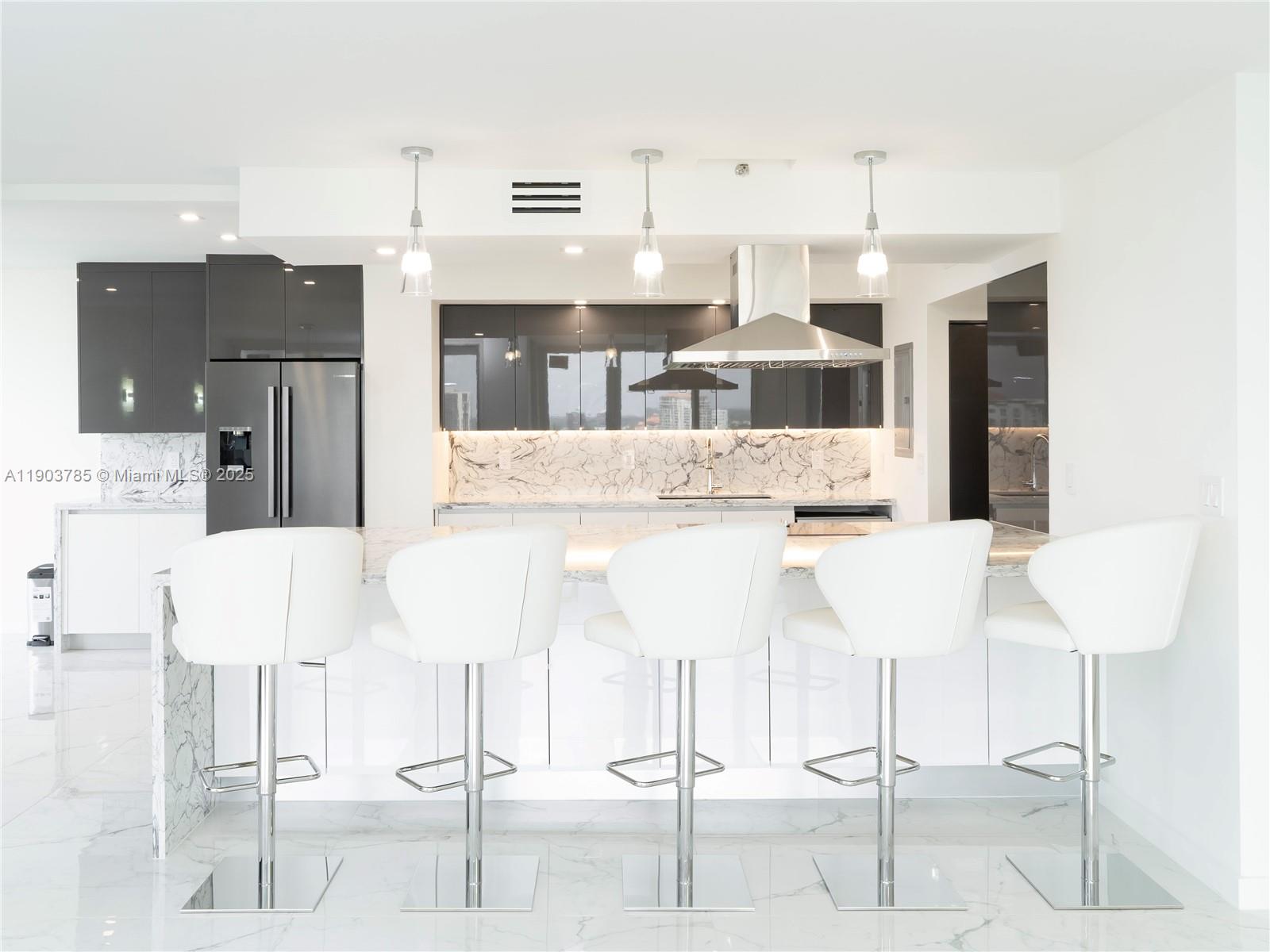 TURNBERRY ISLE CONDO - Residential Lease