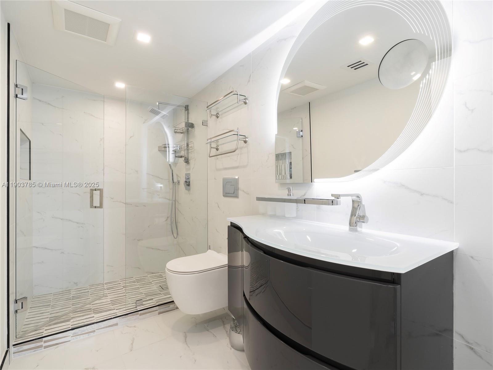 TURNBERRY ISLE CONDO - Residential Lease