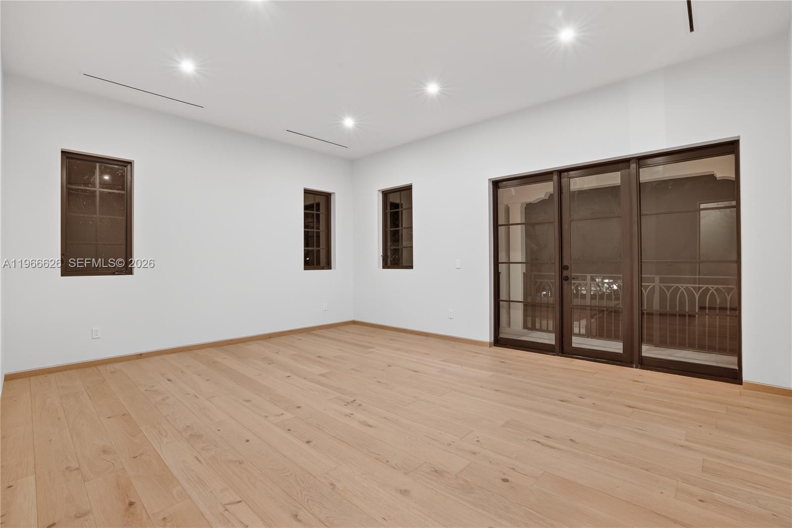 CORAL GABLES RIV SEC 6 - Residential