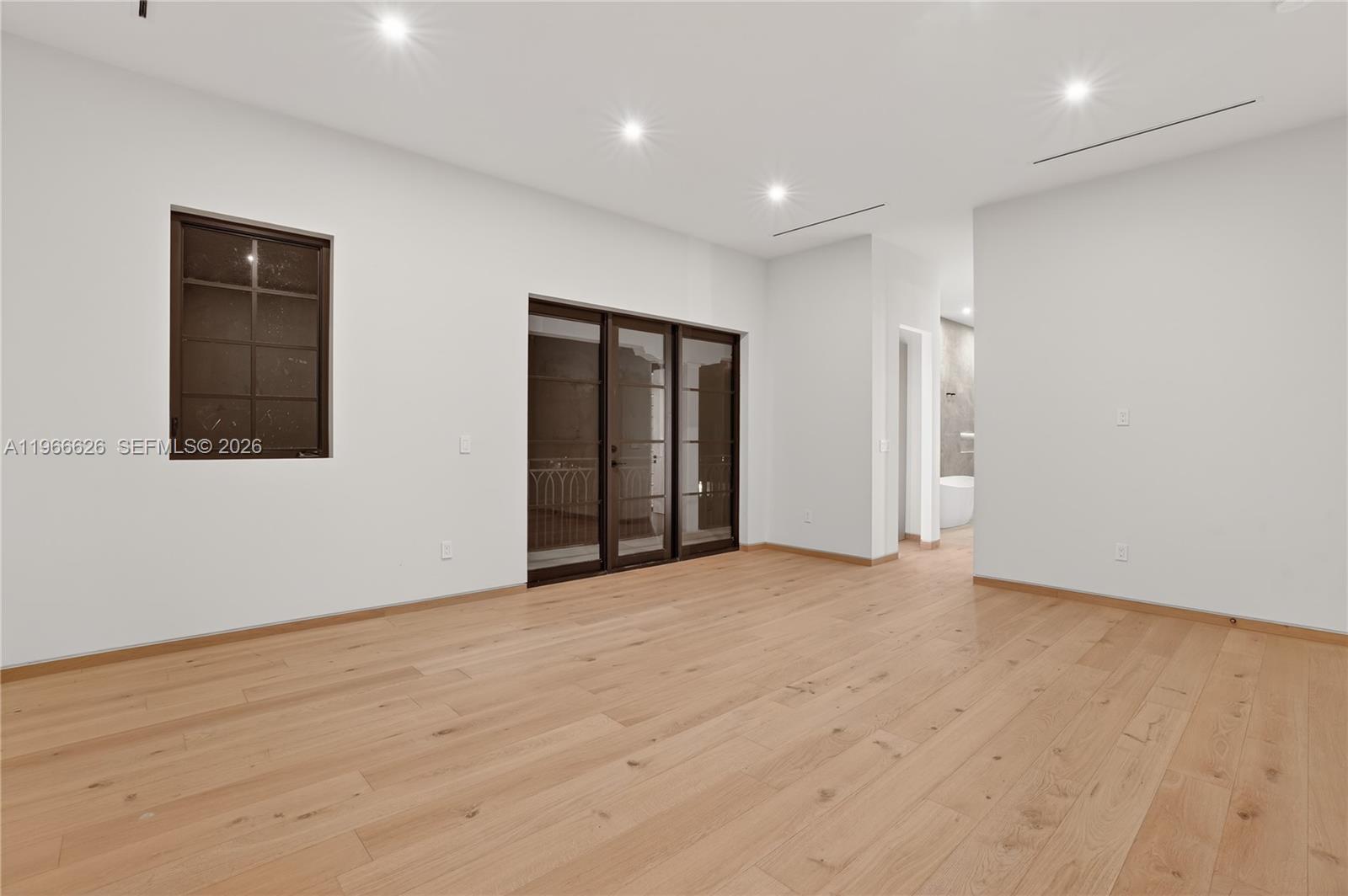 CORAL GABLES RIV SEC 6 - Residential