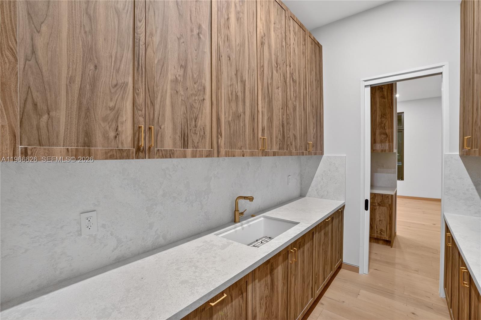 CORAL GABLES RIV SEC 6 - Residential