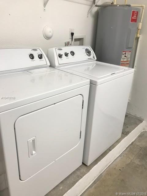 FONTAINEBLEAU WEST NORTH - Residential Lease