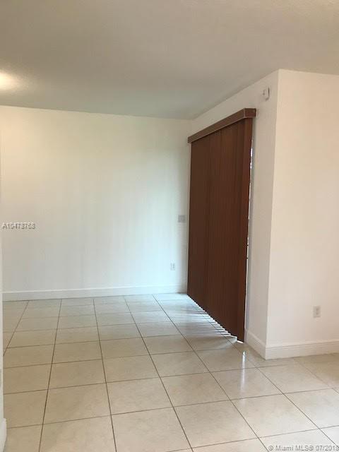 FONTAINEBLEAU WEST NORTH - Residential Lease