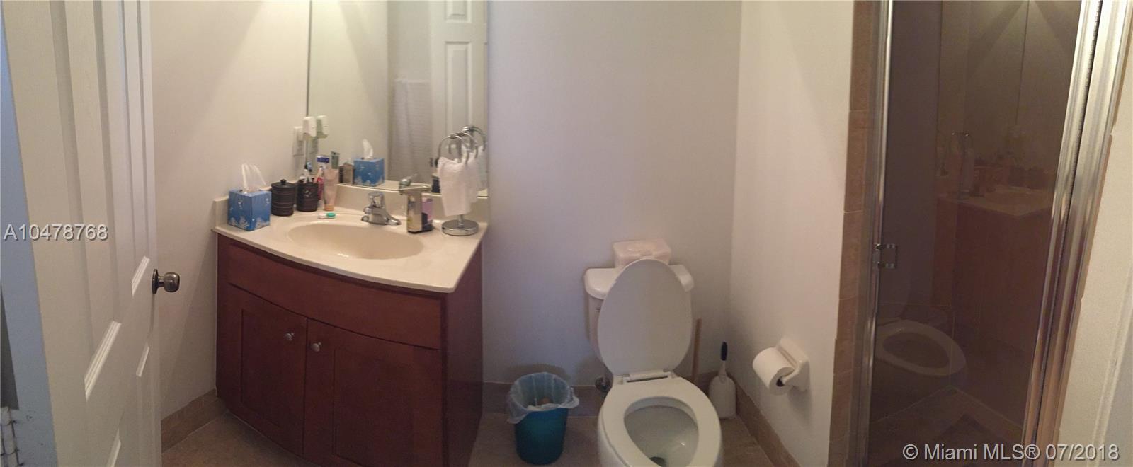 FONTAINEBLEAU WEST NORTH - Residential Lease