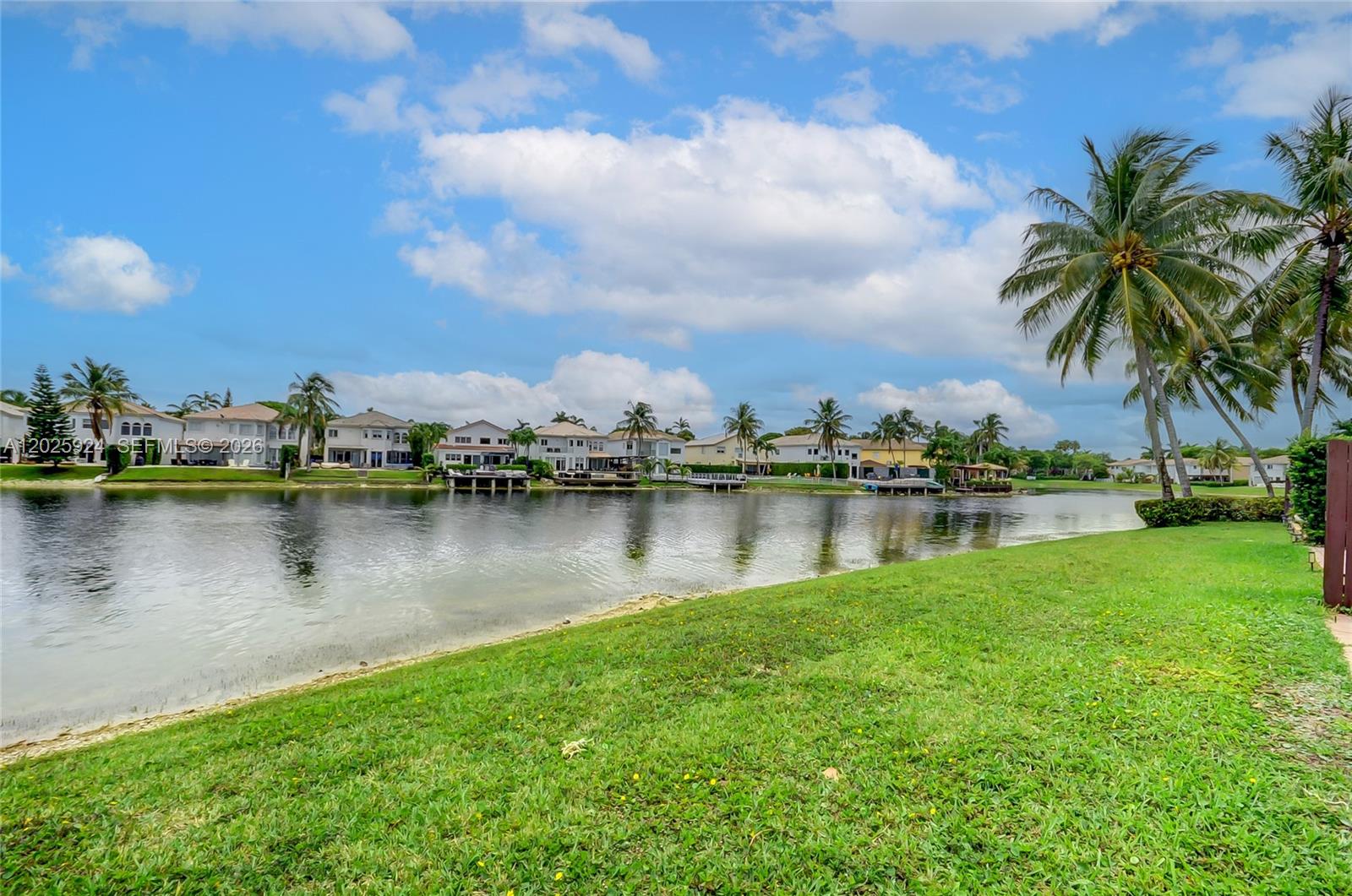 DORAL ISLES MARTINIQUE - Residential