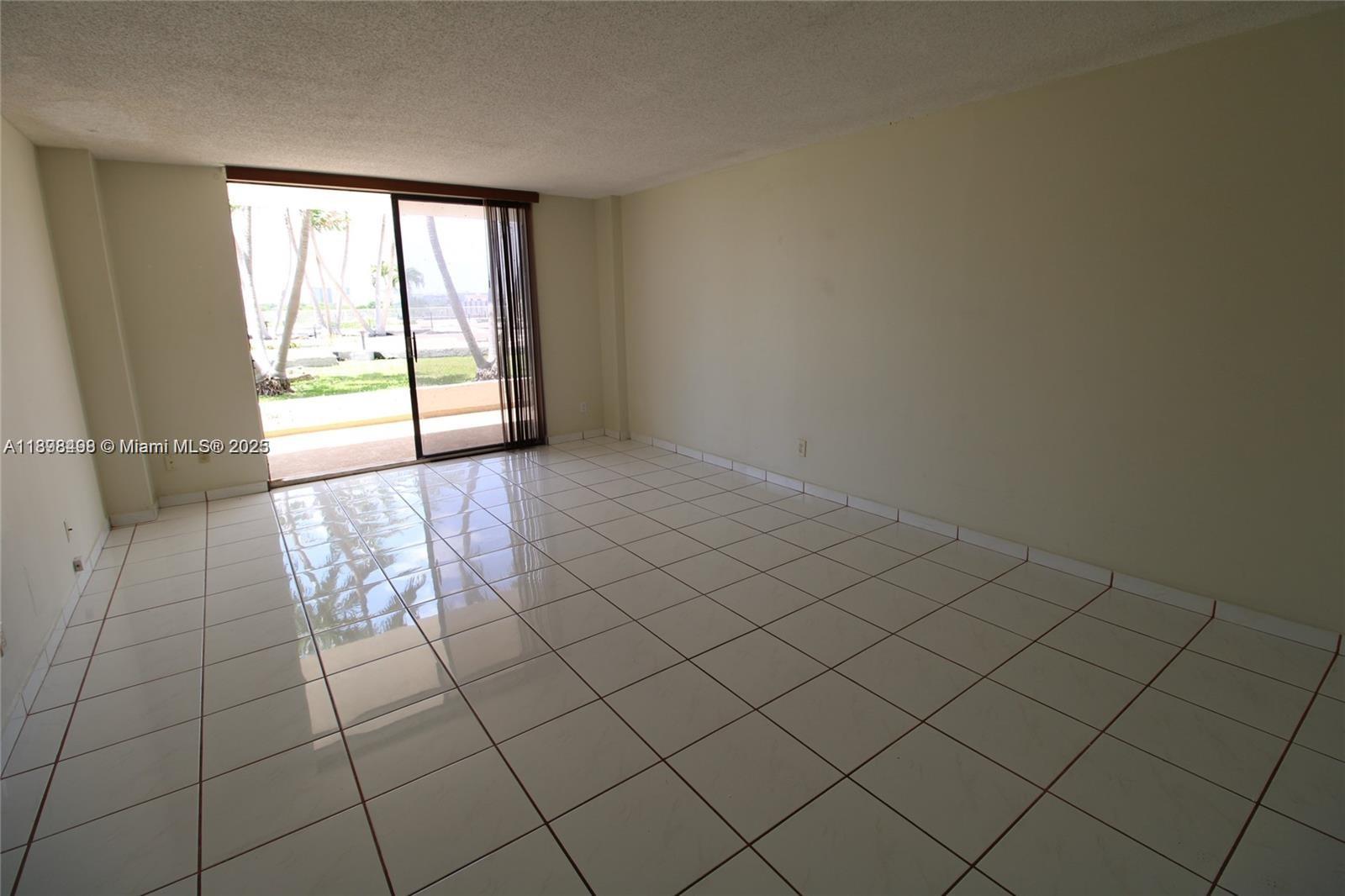 13499 Biscayne Blvd 404