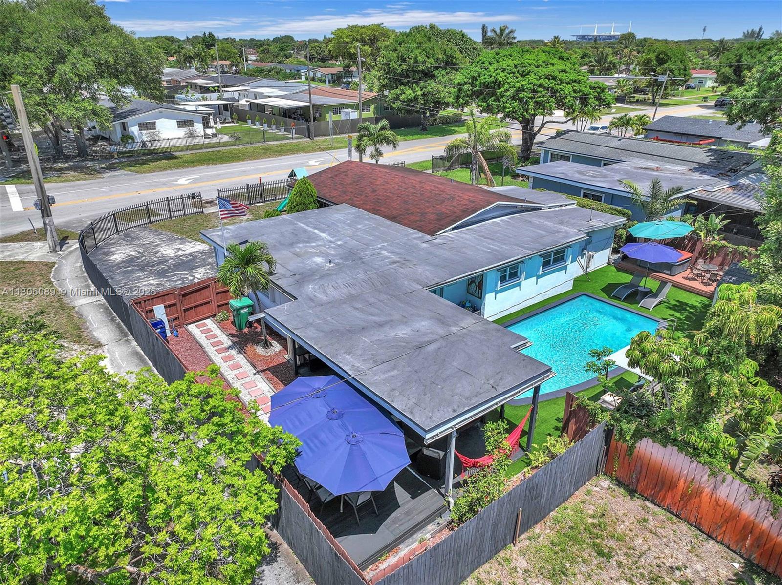 SCOTT LAKE MANOR SEC 6 - Residential