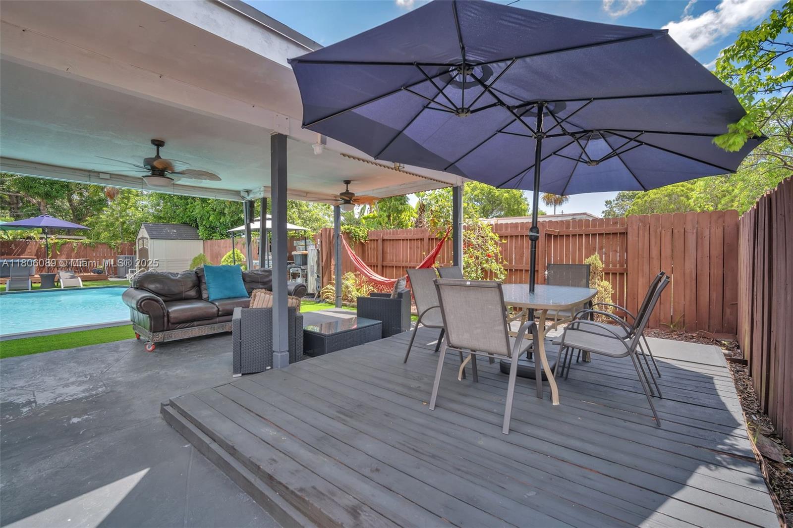 SCOTT LAKE MANOR SEC 6 - Residential