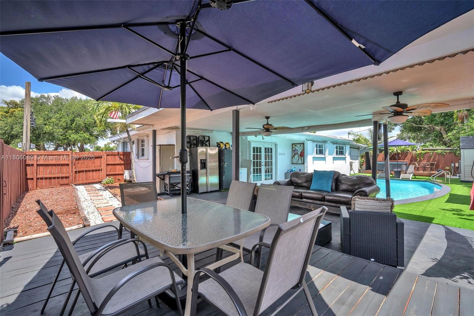 SCOTT LAKE MANOR SEC 6 - Residential