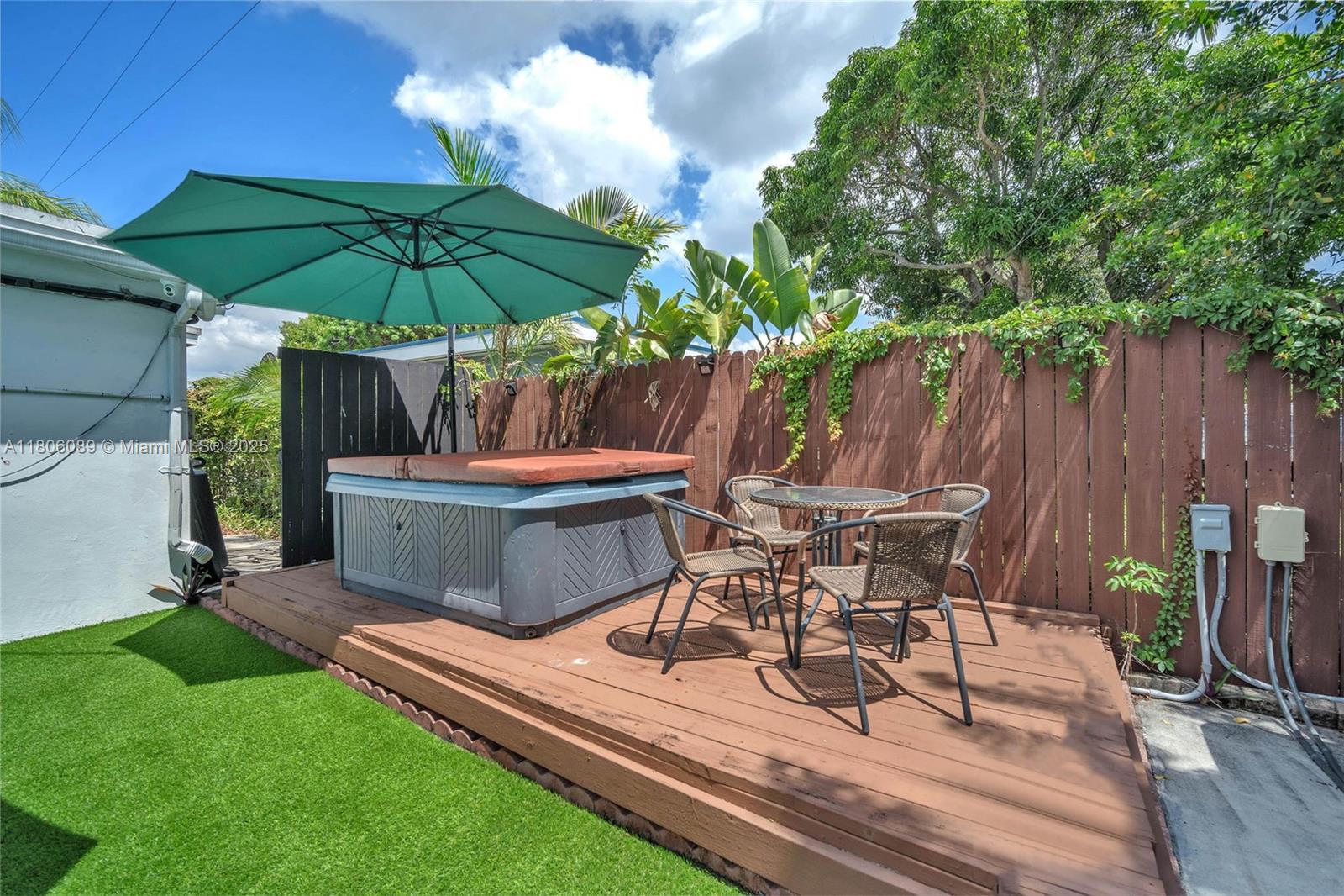 SCOTT LAKE MANOR SEC 6 - Residential