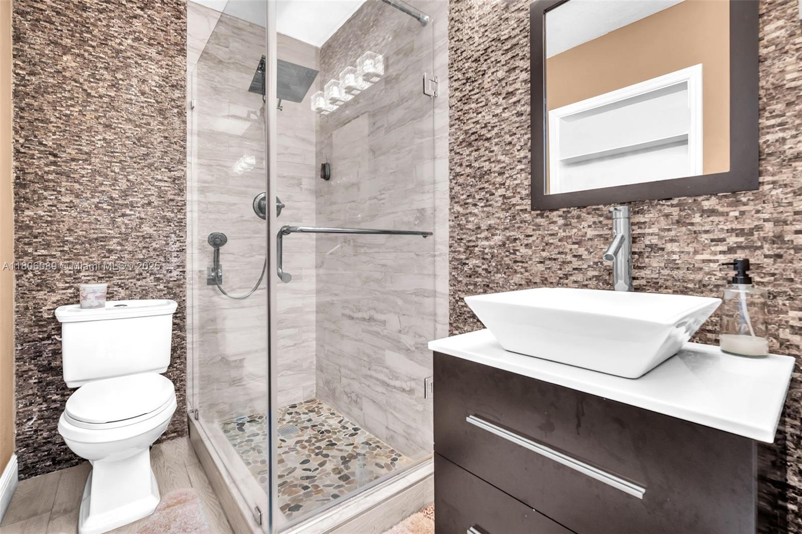 SCOTT LAKE MANOR SEC 6 - Residential