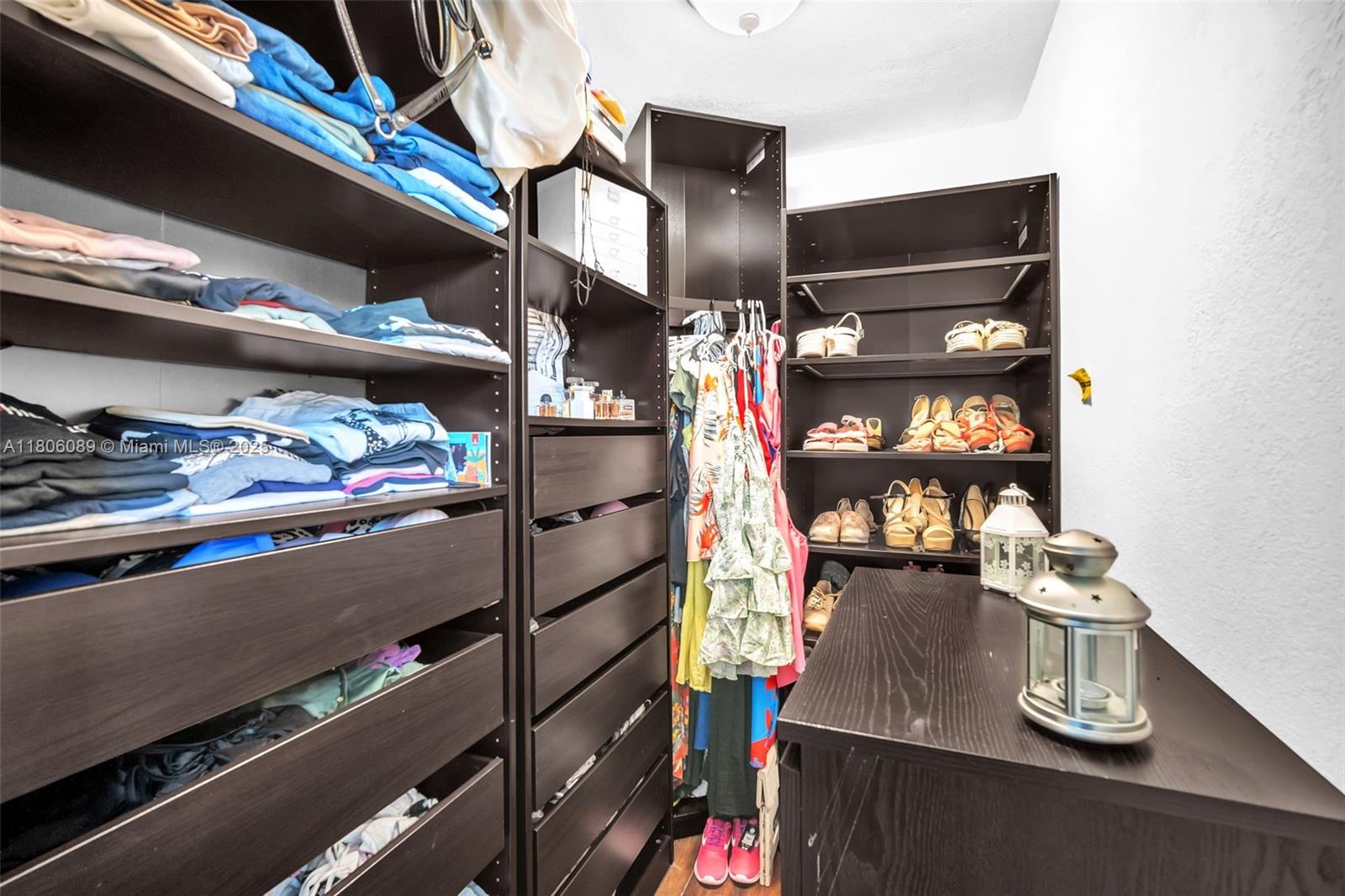 SCOTT LAKE MANOR SEC 6 - Residential