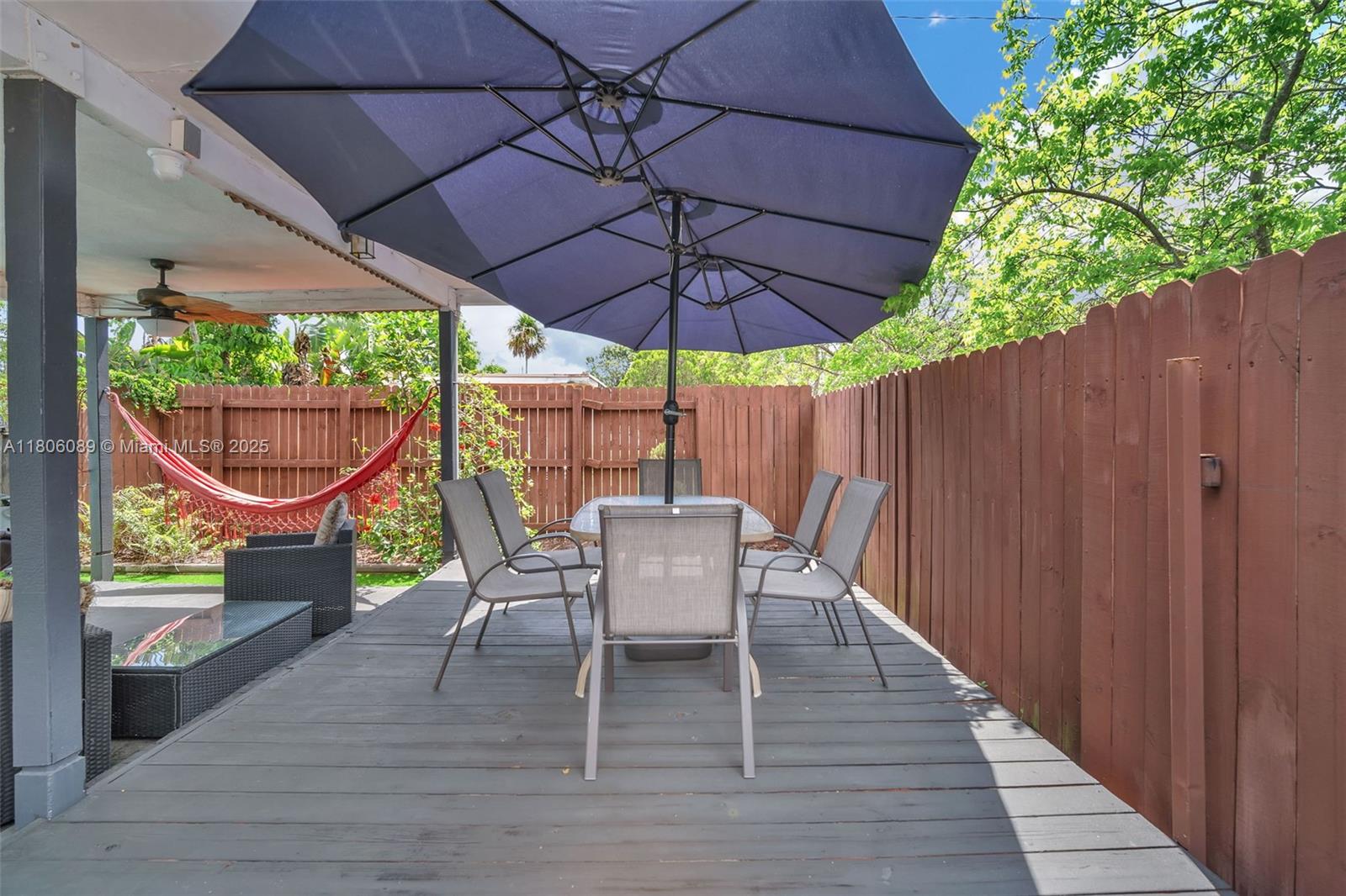 SCOTT LAKE MANOR SEC 6 - Residential