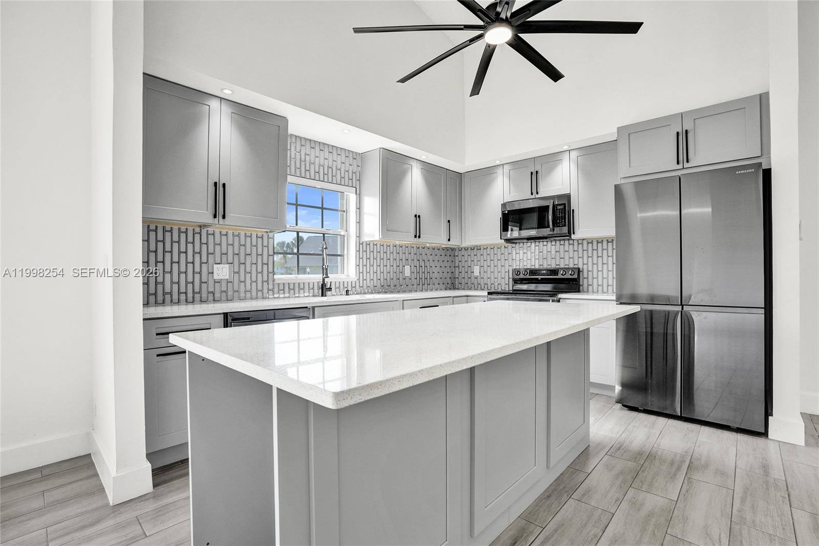 CYPRESS LAKES 10 - Residential