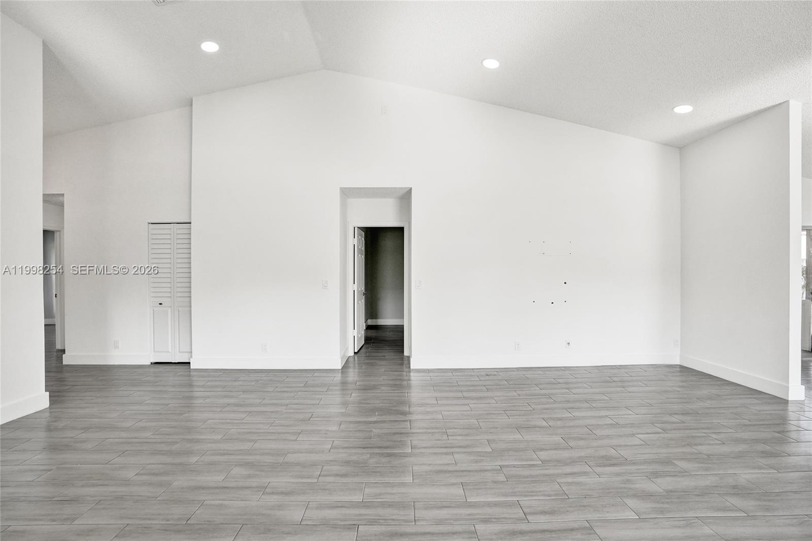 CYPRESS LAKES 10 - Residential