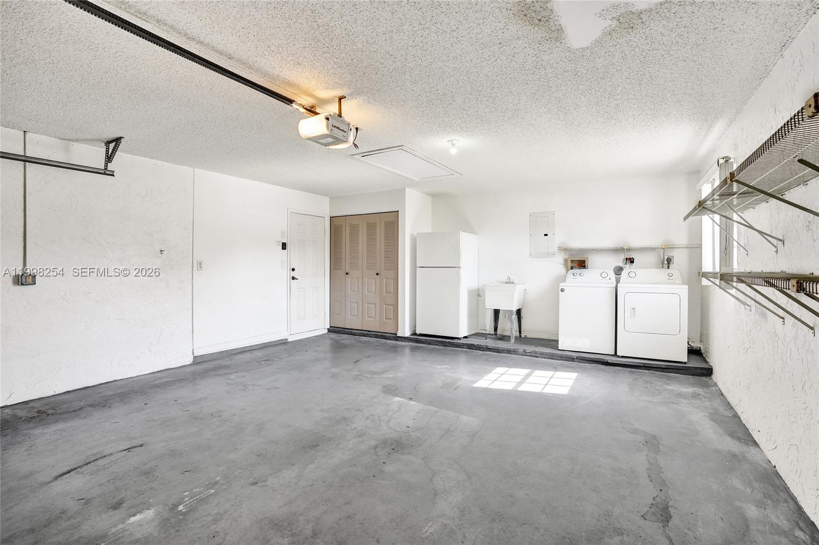 CYPRESS LAKES 10 - Residential