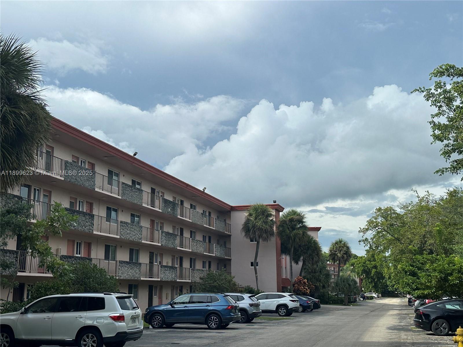 1101 NW 58th Ter 108