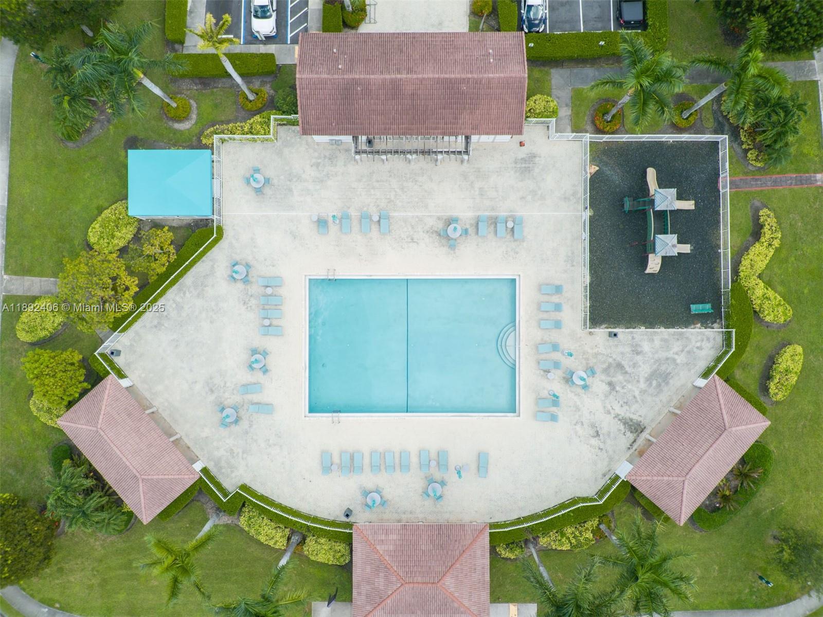 ISLANDS AT DORAL 1ST ADDN - Residential Lease