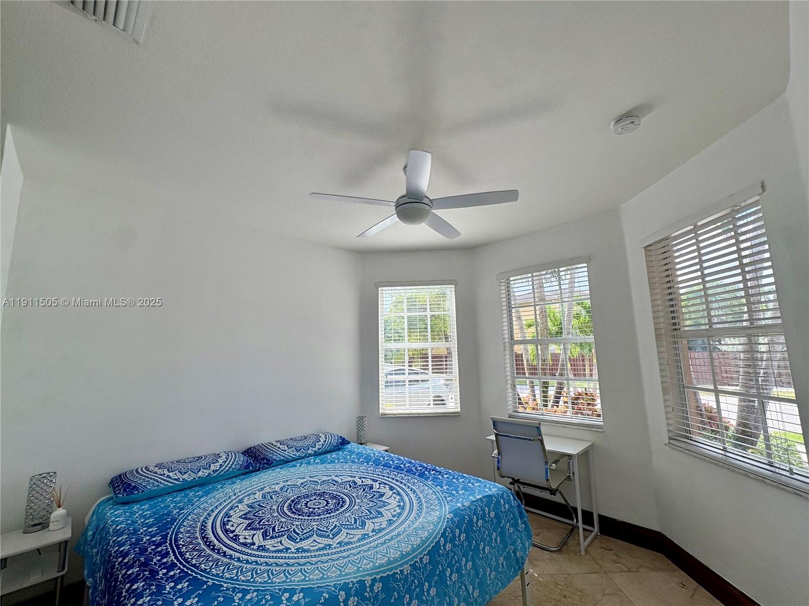 ISLANDS AT DORAL 1ST ADDN - Residential