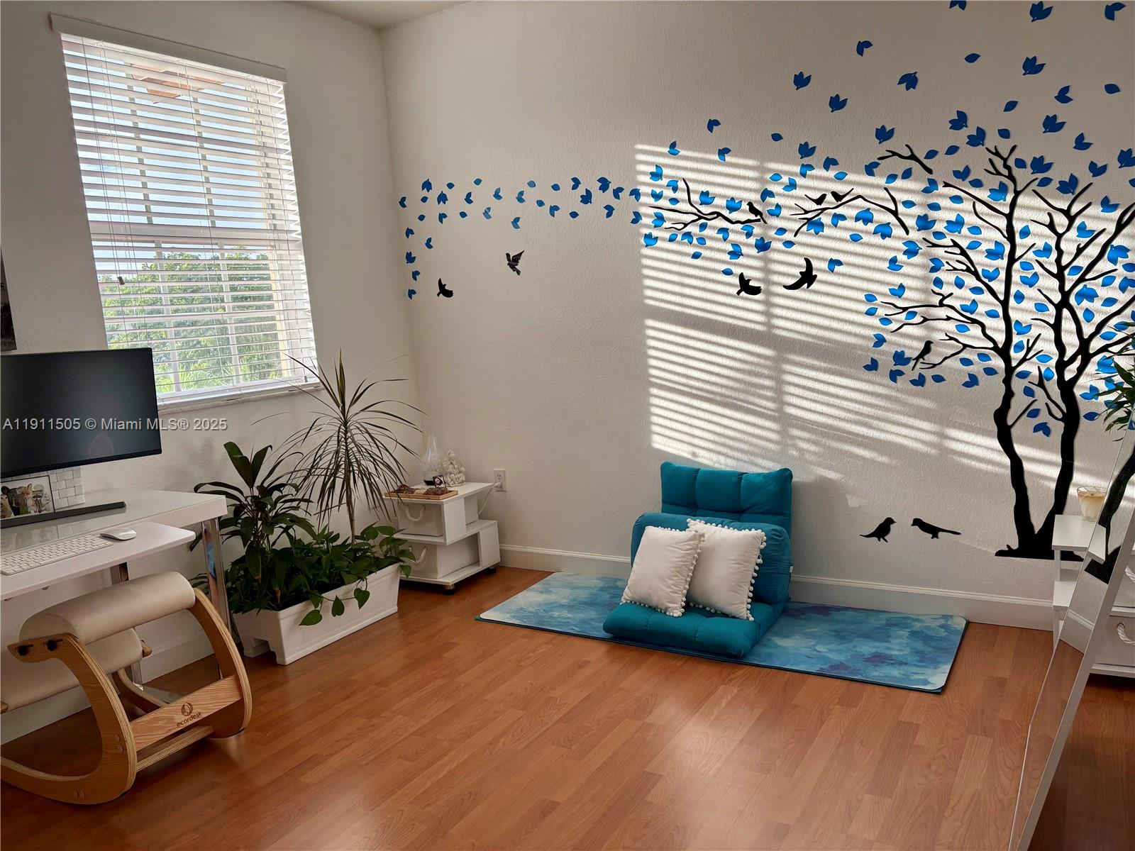 ISLANDS AT DORAL 1ST ADDN - Residential