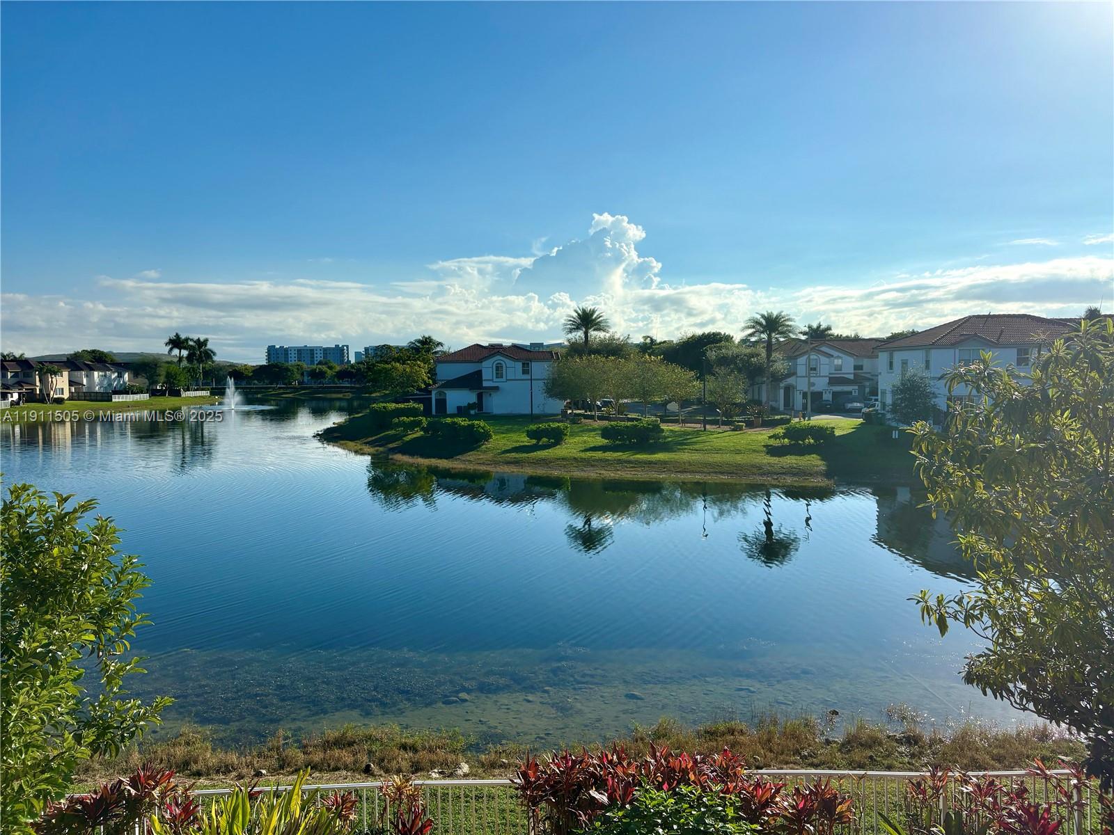 ISLANDS AT DORAL 1ST ADDN - Residential